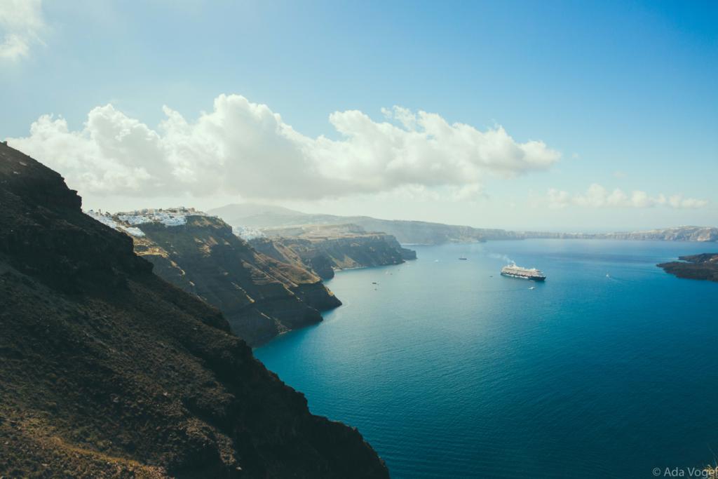 What to see in Santorini