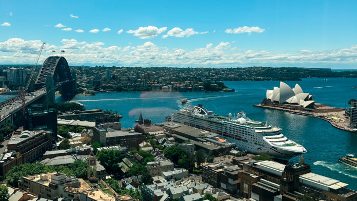 Staying at Shangri-La Sydney Shangri-La Sydney room views
