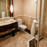 Shangri-La Sydney toilet